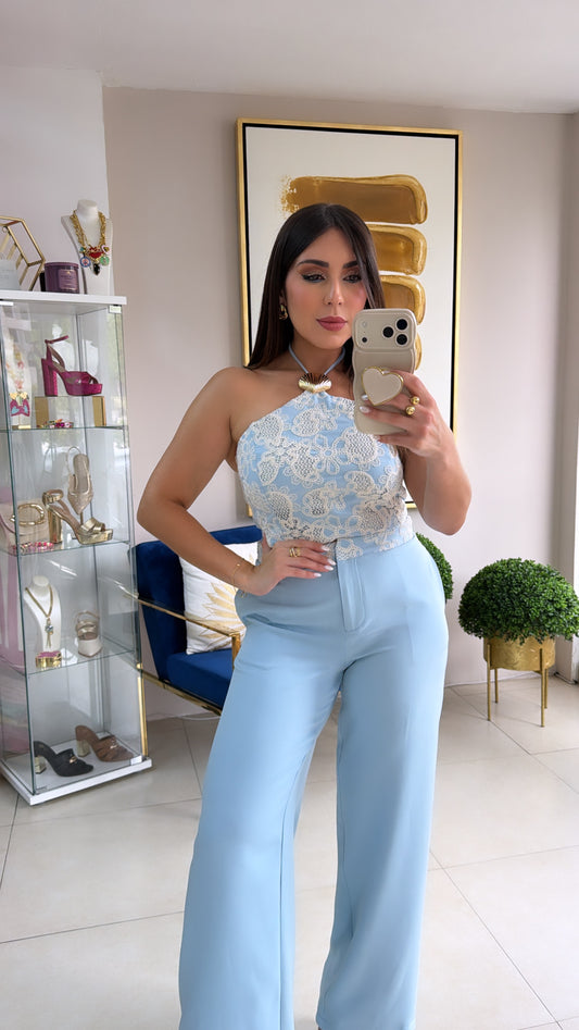Blue Shells Embroidered Set