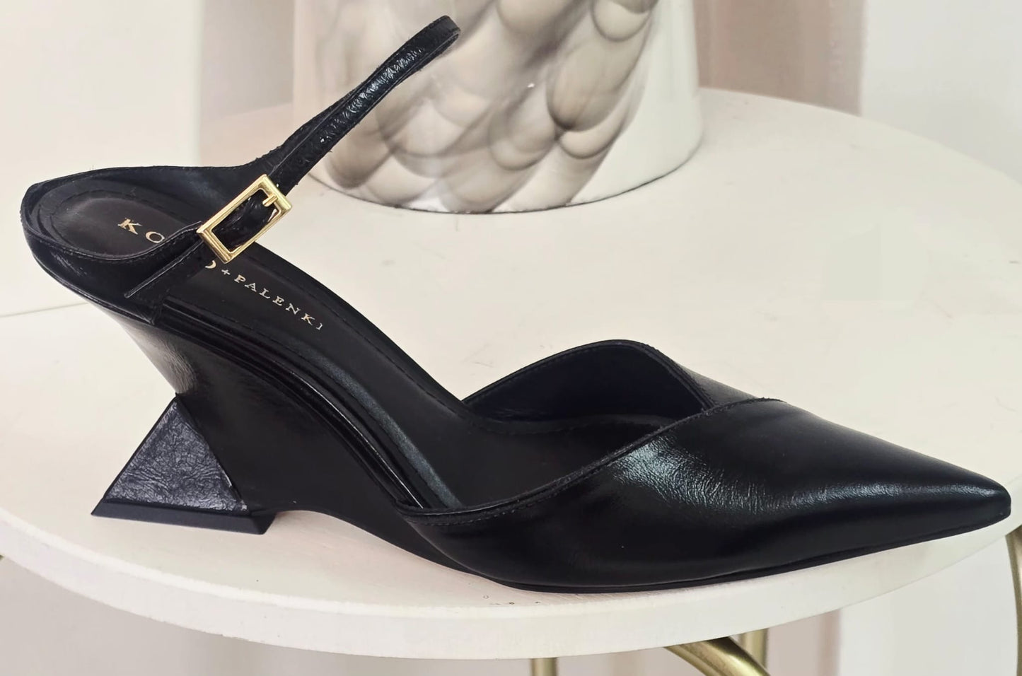 Paxt Black Leather