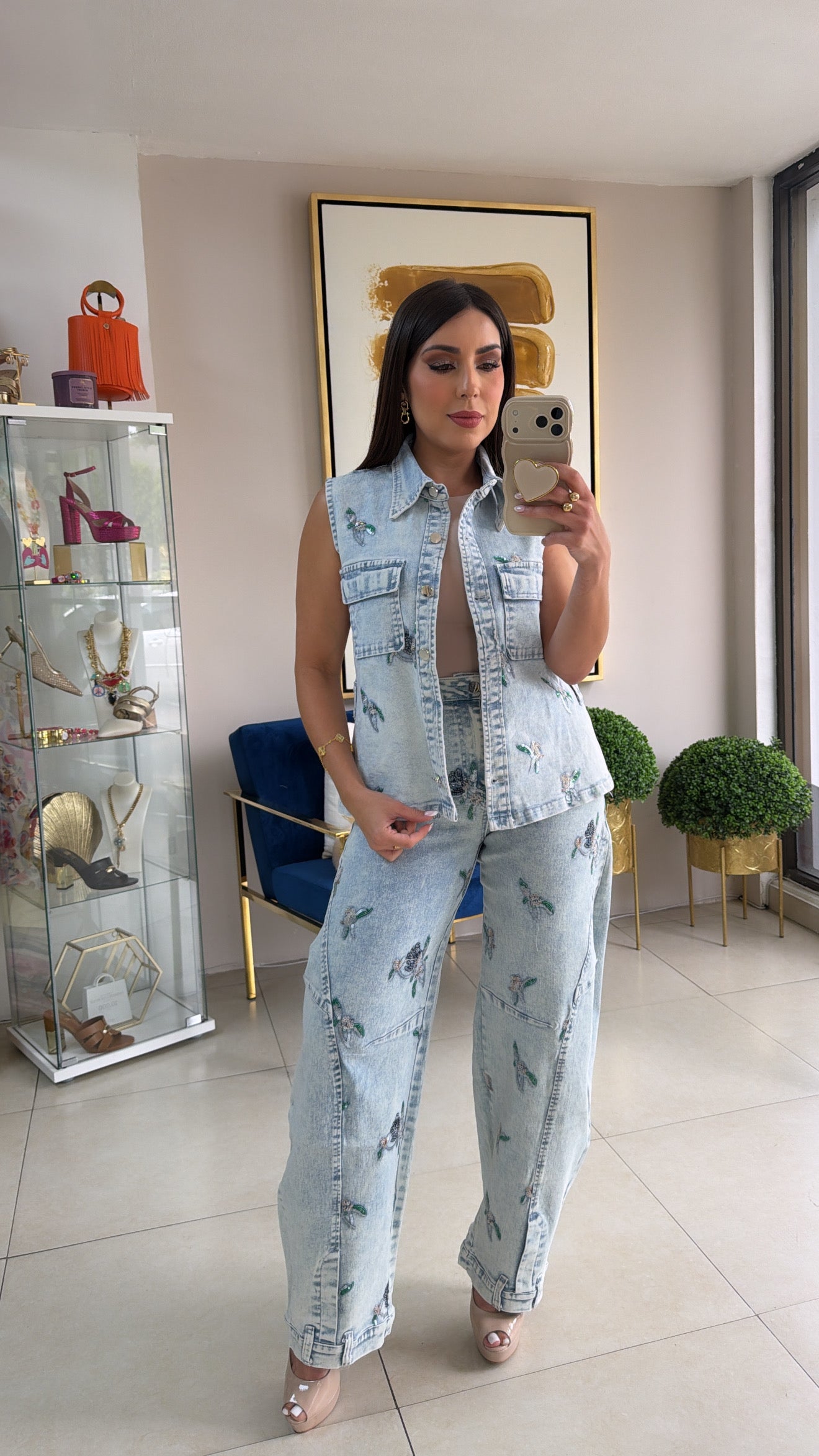 Embroidery Vest Set.