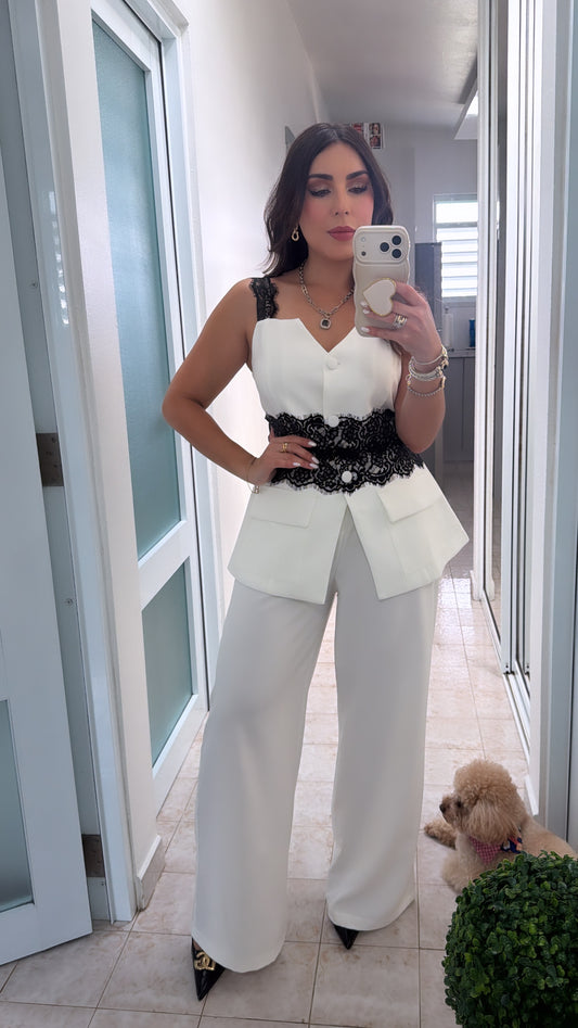 White and Lace Set