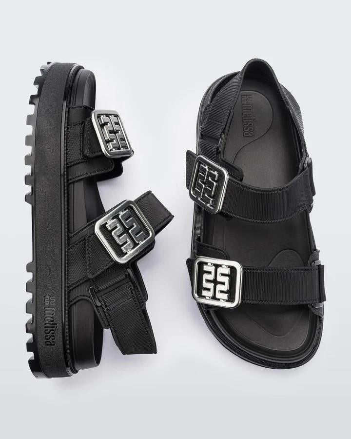 Towny Black