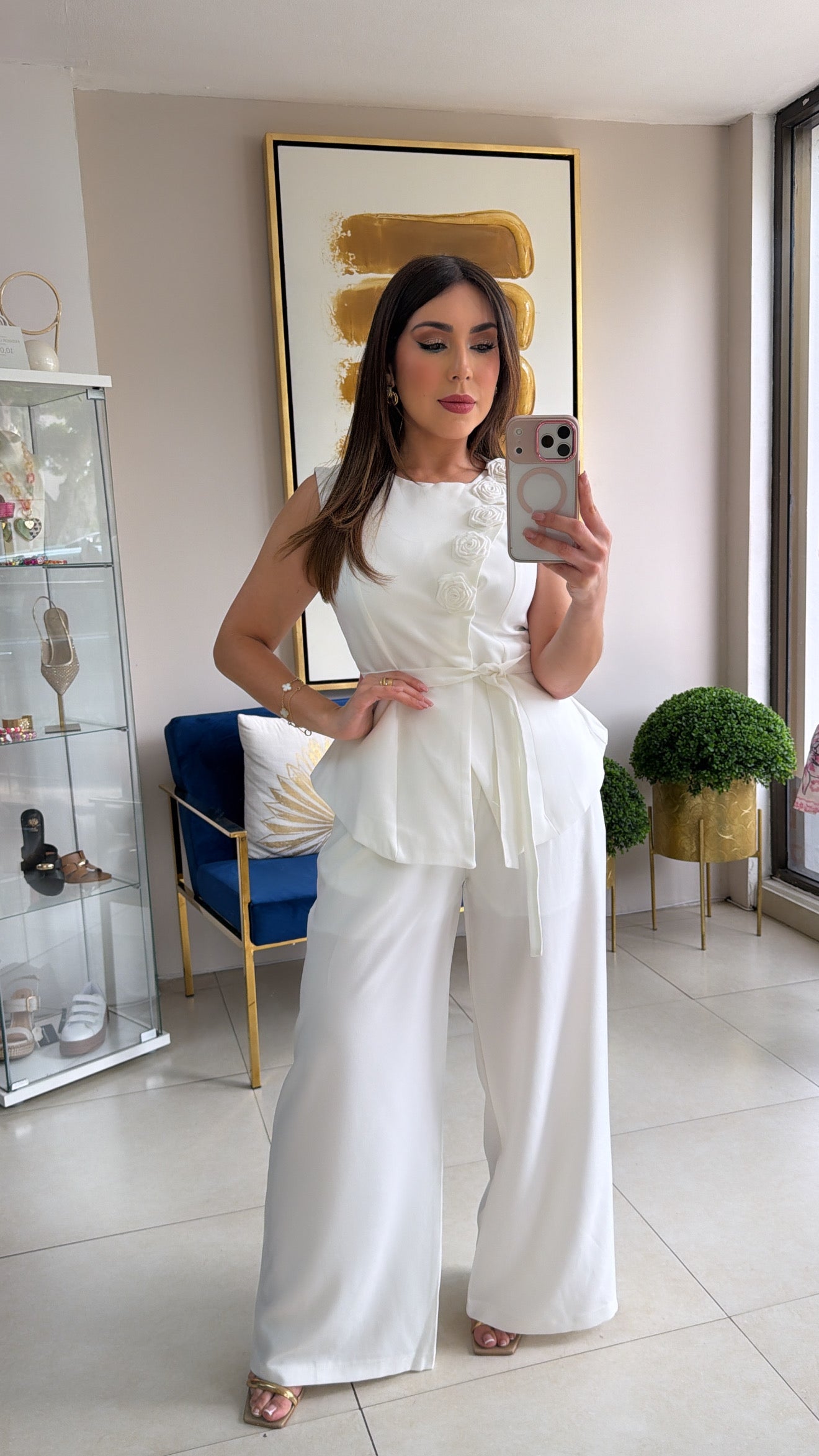 White Flowers Vest Set