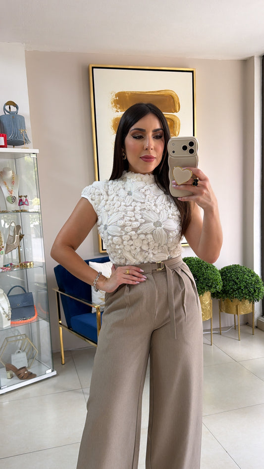 Floral 3D Top Gracia