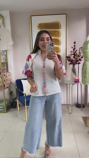 Embroidered Puff Sleeve Top